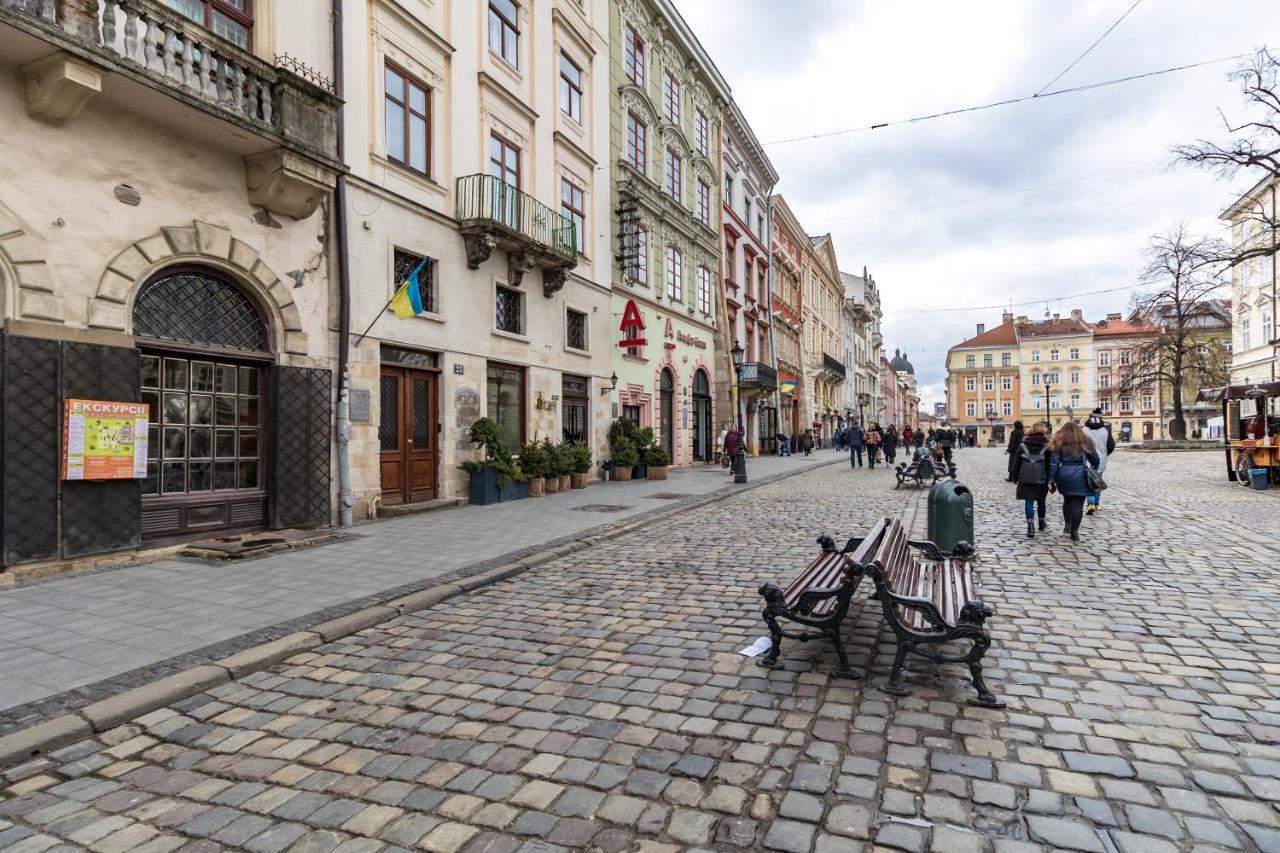 Grand Apartments On Rynok Square Lvov Exteriér fotografie